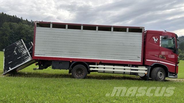 Volvo FH 500 VIEHTRANSPORTER شاحنات نقل الحيوانات