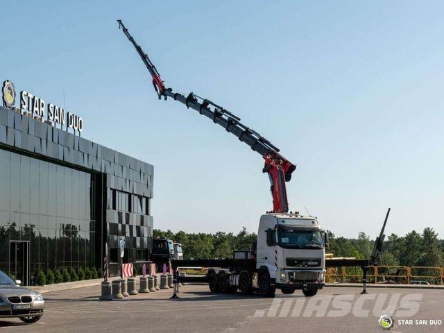 Volvo FH 540 8x4 Fassi F1300RA.2.28 Crane Fly Jib Vetopöytäautot