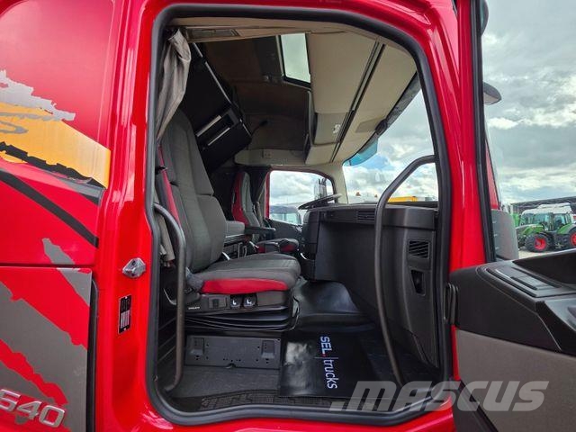 Volvo FH 540 | Retarder / 8 x 4 Vetopöytäautot