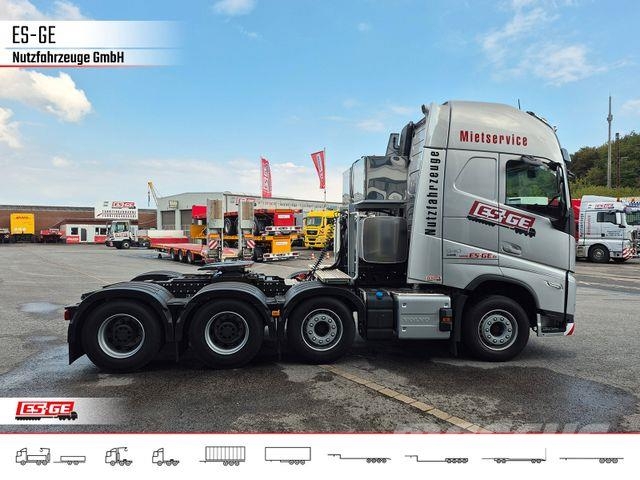 Volvo FH 551 8x4 Tridem VLA (Luftfederung) Vilcēji