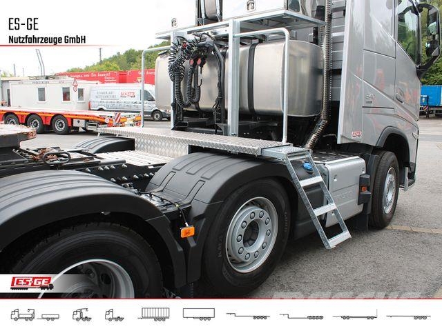 Volvo FH 551 8x4 Tridem VLA (Luftfederung) Vilcēji