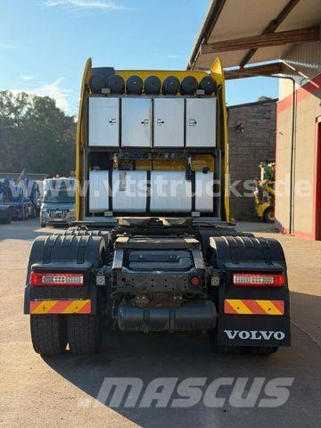 Volvo FH 750 8x4 BL Tridem Retarder/LED/VLA Sattelzugmaschinen