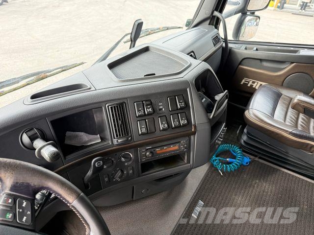Volvo FH16 600 6X4 LL I-shift Kran Epsilon M120Z Samochody do przewozu drewna