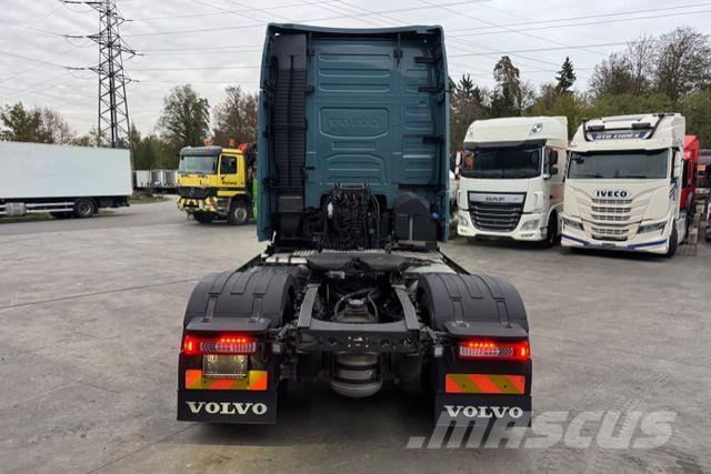 Volvo FH16-750 4x2 Тягачі