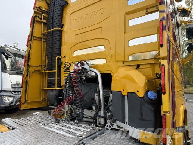 Volvo FH16 750 6X2 Globetrotter XL Tegljači