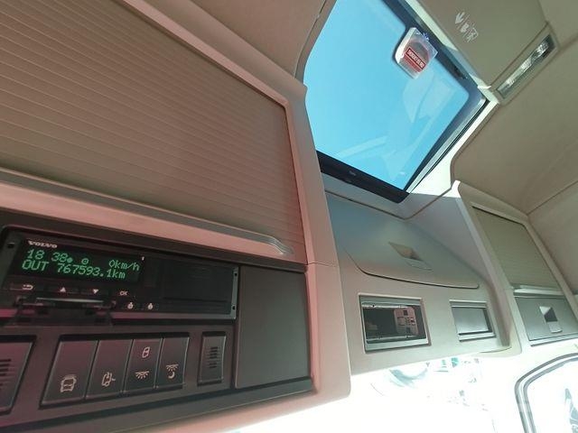 Volvo FH460 4x2T Euro6d GlobeXL I-PARC 1100lTankGerman Tractor Units
