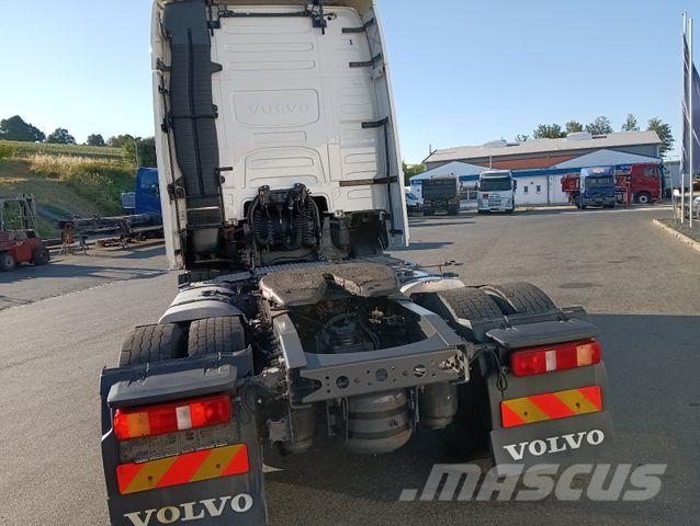 Volvo FH460 4x2T Euro6d GlobeXL I-PARC 1100lTankGerman Tractor Units