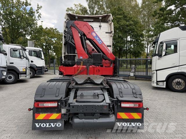 Volvo FH460 6X2 Kran HMF 2620 bis 18.50 Meter Truck mounted cranes
