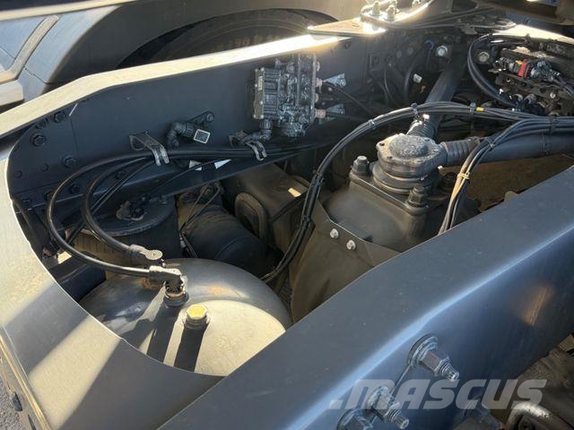 Volvo FH460 ADR EX3 + FL/AT, Kompressor, iParkCool Vilcēji