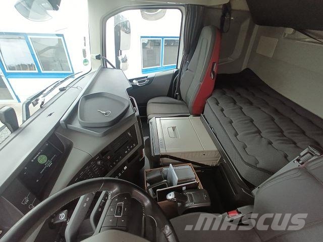 Volvo FH460 GlobeXL EU6d I-PARC 820LTank Spoiler X-LOW Trekkers