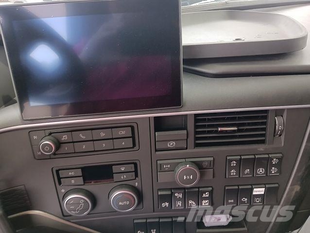 Volvo FH540 8x4R FullOption Voll-Leder ALCOA,Voll-Luft Camiones con chasís y cabina
