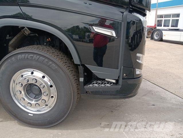 Volvo FH540 8x4R FullOption Voll-Leder ALCOA,Voll-Luft Camiones con chasís y cabina