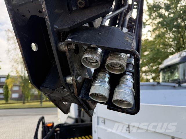 Volvo FL 210 Kran Hiab X-HiDuo 082 起重车