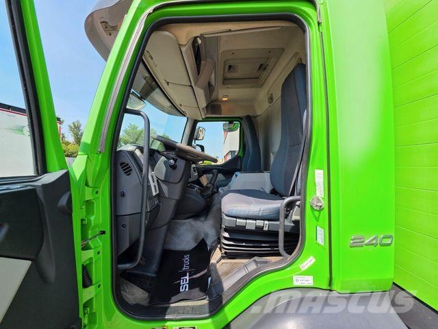 Volvo FL 240 Camiones de caja de lona