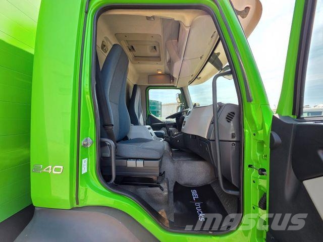 Volvo FL 240 Camiones de caja de lona