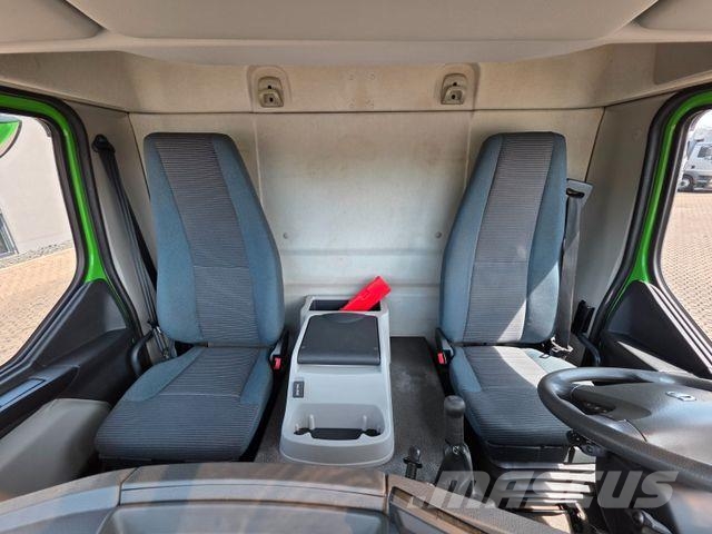 Volvo FL 240 Camiones de caja de lona