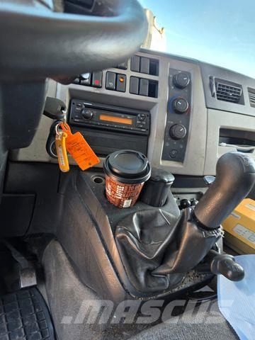 Volvo FL 290 Camiones con chasís y cabina
