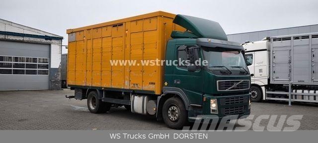 Volvo FM 260 mit KABA 2 Stock Vollalu Viehtransporter Dieren transport