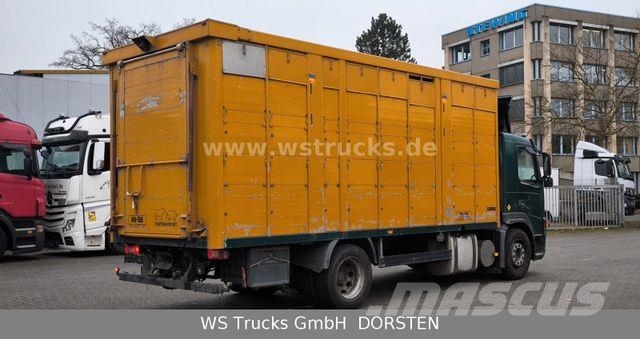 Volvo FM 260 mit KABA 2 Stock Vollalu Viehtransporter Camiones de ganado