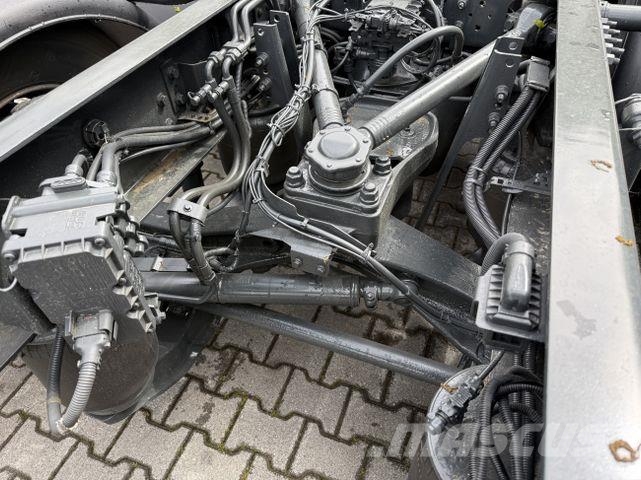 Volvo FM 330 6X2*4 Nákladné vozidlá bez nadstavby