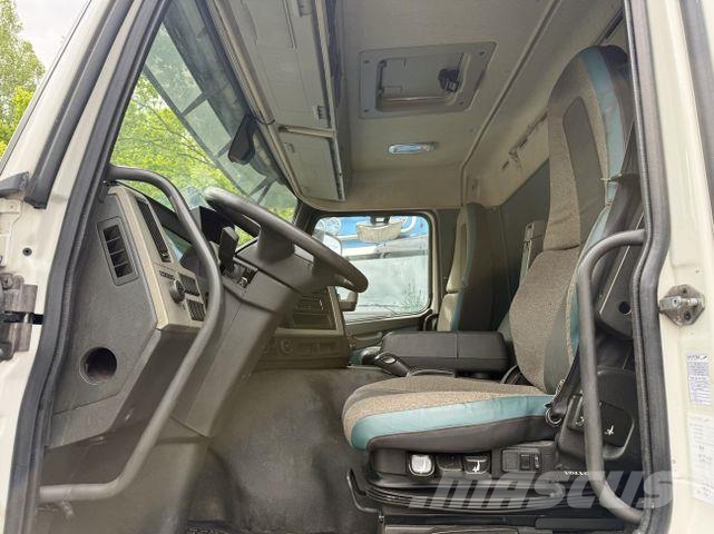 Volvo FM 330 6X2*4 Nákladné vozidlá bez nadstavby