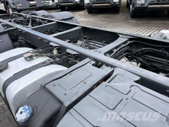 Volvo FM 330 6X2*4 Nákladné vozidlá bez nadstavby