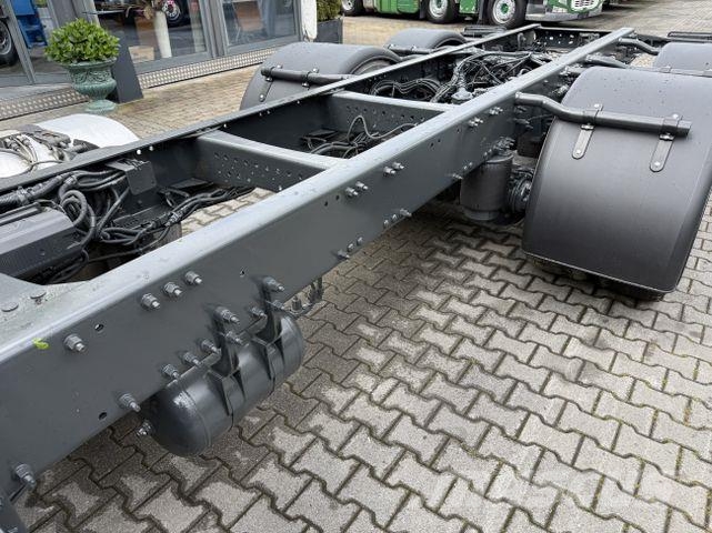 Volvo FM 330 6X2*4 Nákladné vozidlá bez nadstavby