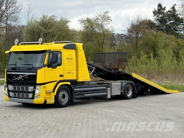 Volvo FM 330 * ABSCHLEPPWAGEN 6,00 m * TOPZUSTAND Vehículos de reciclaje