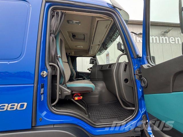 Volvo FM 380 4x2*Automatik*Klima*Navi*Abbiegeassistent وحدات الجر