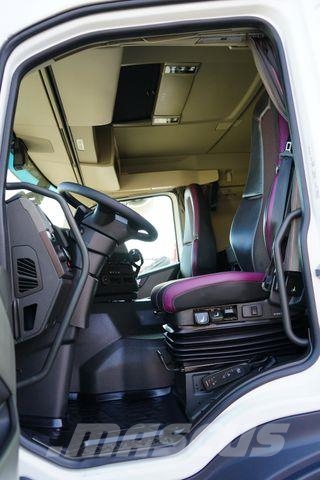 Volvo FM / 380 / EURO 6 / CHŁODNIA + WINDA / 21 PALET Kamioni hladnjače
