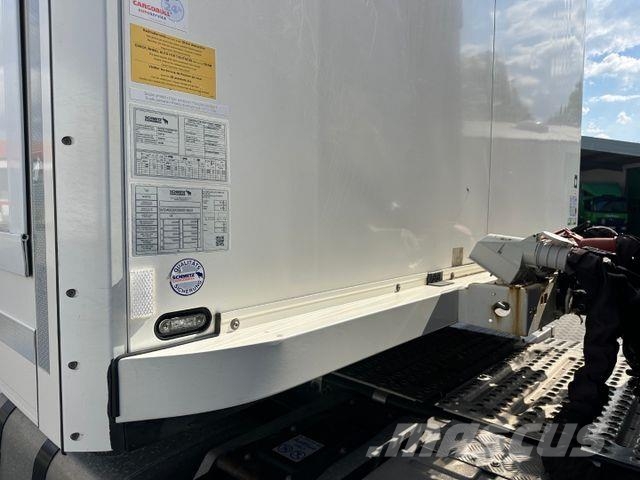 Volvo FM 380 / Schmitz / 3 Kammer / Carrier ICELAND وحدات الجر