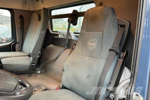 Volvo FM-420 6x2 Welaki **69'000 KM** Camiones con gancho