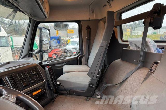 Volvo FM-420 6x2 Welaki **69'000 KM** Camiones con gancho