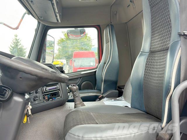 Volvo FM 420 PRITSCHE 6,40m *PK 34002 SH + FUNK/8x4 Camiones grúa
