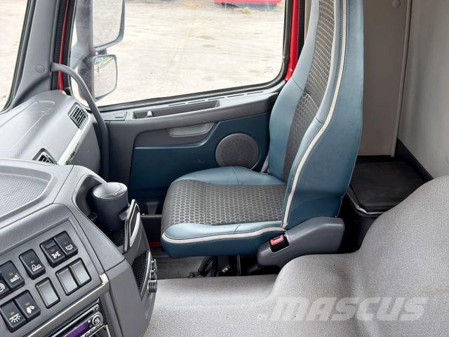 Volvo FM 420 PRITSCHE 6,40m *PK 34002 SH + FUNK/8x4 Camiones grúa