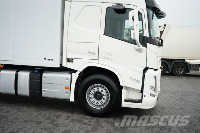 Volvo FM / 430 / ACC / E 6 / KONTENER + WINDA / 21 PAL Фургони