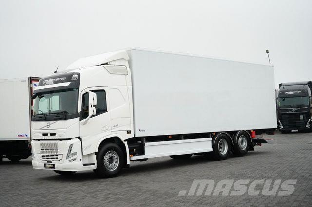 Volvo FM / 430 / ACC / E 6 / KONTENER + WINDA / 21 PAL Фургони