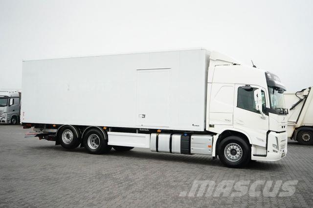 Volvo FM / 430 / ACC / E 6 / KONTENER + WINDA / 21 PAL Фургони