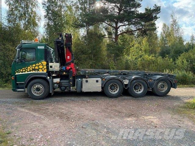 Volvo FM 440 PRITSCHE HMF CRANE Camiones de cama baja