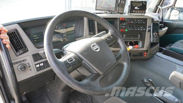 Volvo FM 450 Euro 6 Kühlkoffer Carrier LBW Lift Temperature controlled trucks