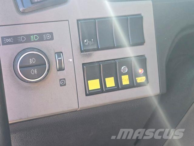 Volvo FM 460 * FRIGOBLOCK *VOLLLUFT*LBW 2.5T PALFINGER Camiones con temperatura controlada