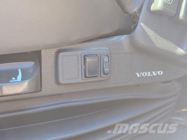 Volvo FM 460 * FRIGOBLOCK *VOLLLUFT*LBW 2.5T PALFINGER Camiones con temperatura controlada