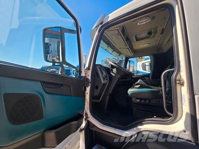 Volvo FM 460 * FRIGOBLOCK *VOLLLUFT*LBW 2.5T PALFINGER Camiones con temperatura controlada