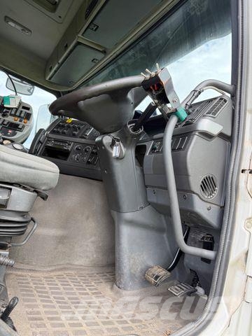 Volvo FM 9 4X2 KEHRMASCHINE Sweeper trucks