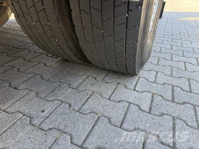 Volvo FM12 420 4X4 Kran MKG 300 bis 24 Meter Φορτηγά Kαρότσα με ανοιγόμενα πλαϊνά