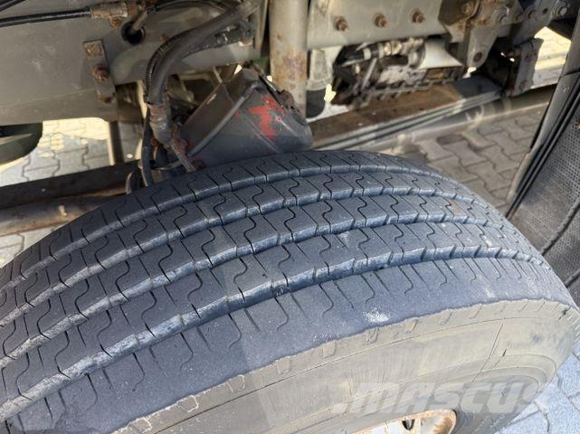 Volvo FM12 420 4X4 Kran MKG 300 bis 24 Meter Φορτηγά Kαρότσα με ανοιγόμενα πλαϊνά