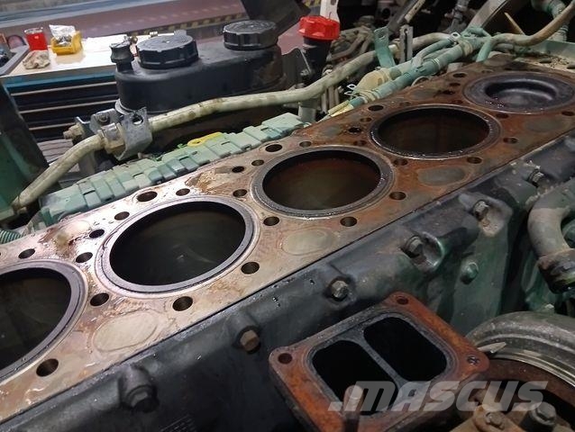 Volvo FM13 480 8x4 RETARDER manual BIG Axle ENGINEProb Tippbil