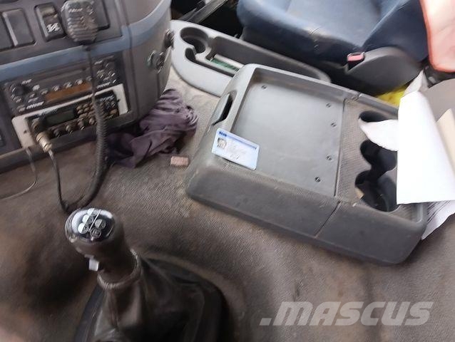 Volvo FM13 480 8x4 RETARDER manual BIG Axle ENGINEProb Tippbil