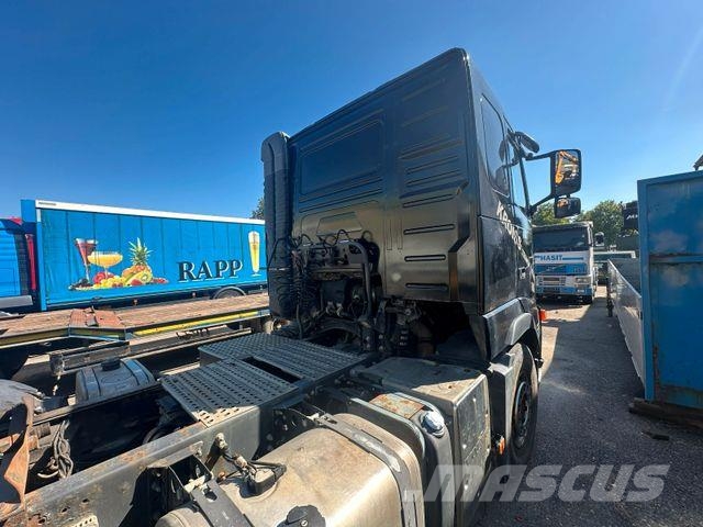 Volvo FM440 وحدات الجر