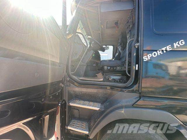Volvo FM440 وحدات الجر